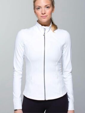 RARE: Lululemon Forme Jacket "Cuffins White
Size 6